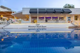 CLUB MUNAMAR BEACH RESORT Pools & Beach