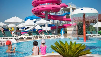 CLUB NENA Pools & Beach