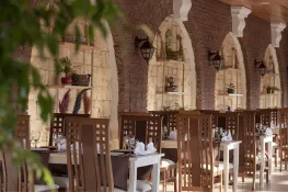 CLUB PARADISO HOTEL Restaurants