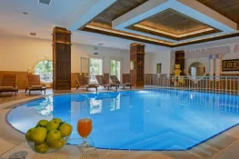 CLUB PARADISO HOTEL Pools & Beach