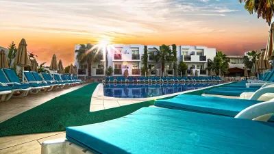 CLUB SHARK HOTEL Pools & Beach
