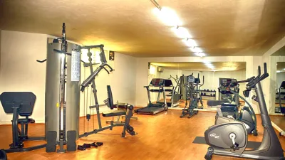 CLUB SHARK HOTEL Activities