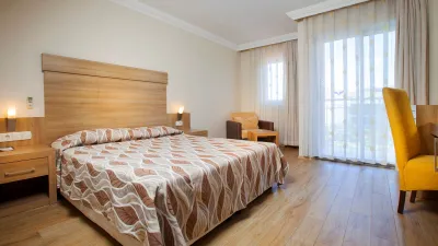 CLUB SIDE COAST HOTEL Rooms