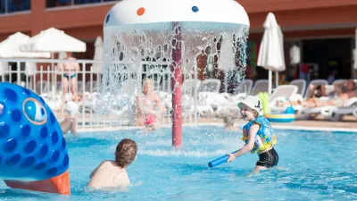 CLUB SIDE COAST HOTEL Pools & Beach