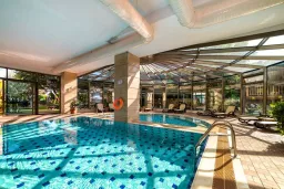 COMMODORE ELITE SUITE-SPA ADULT ONLY 18+ Pools & Beach
