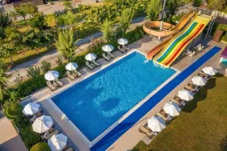 COMMODORE ELITE SUITE-SPA ADULT ONLY 18+ Pools & Beach