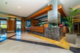 COMMODORE ELITE SUITE-SPA ADULT ONLY 18+ Lobby