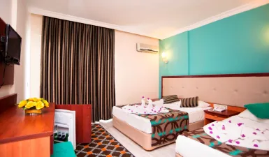 CONCORDIA CELES HOTEL Rooms