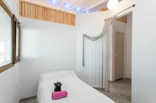 CORAL BLUE BEACH HOTEL Spa