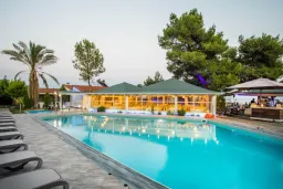CORAL BLUE BEACH HOTEL Pools & Beach