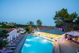 CORAL BLUE BEACH HOTEL Pools & Beach