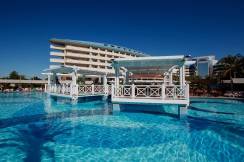 CRYSTAL ADMIRAL AQUA COLLECTION Pools & Beach
