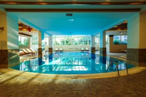 CRYSTAL AURA AQUA COLLECTION Spa