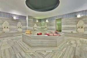 CRYSTAL AURA AQUA COLLECTION Spa