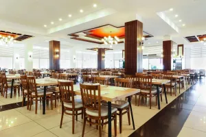 CRYSTAL AURA AQUA COLLECTION Restaurants