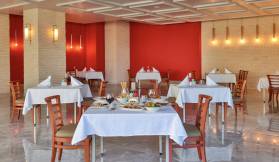 NOXINN CLUB HOTEL Restaurants
