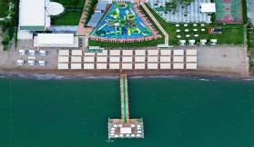 NOXINN CLUB HOTEL Pools & Beach