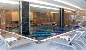 NOXINN CLUB HOTEL Pools & Beach