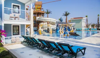 CRYSTAL WORLD OF COLOURS COMFORT COLLECTION Pools & Beach