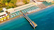 CRYSTAL DELUXE COMFORT COLLECTION Pools & Beach