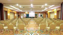 CRYSTAL DELUXE COMFORT COLLECTION Meetings