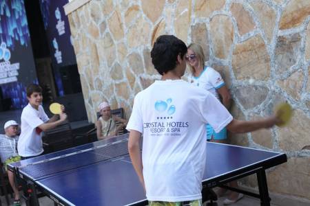 CRYSTAL FAMILY COMFORT COLLECTION Activities