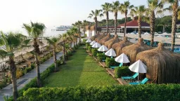 CRYSTAL FLORA PEARL COLLECTION Pools & Beach