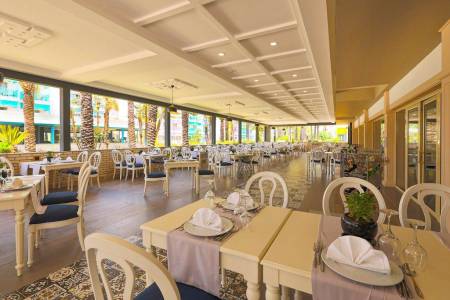 CRYSTAL PARAISO AQUA COLLECTION Restaurants