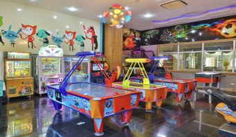 CRYSTAL SUNSET PEARL COLLECTION Activities