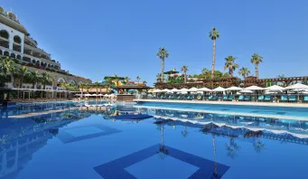 CRYSTAL SUNSET PEARL COLLECTION Pools & Beach