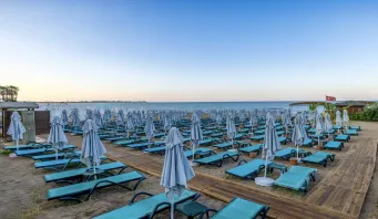 CRYSTAL SUNSET PEARL COLLECTION Pools & Beach