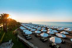CRYSTAL TAT PEARL COLLECTION Pools & Beach