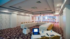 CRYSTAL TAT PEARL COLLECTION Meetings