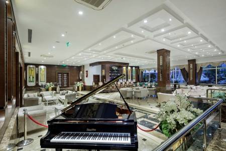 CRYSTAL WATERWORLD AQUA COLLECTION Lobby