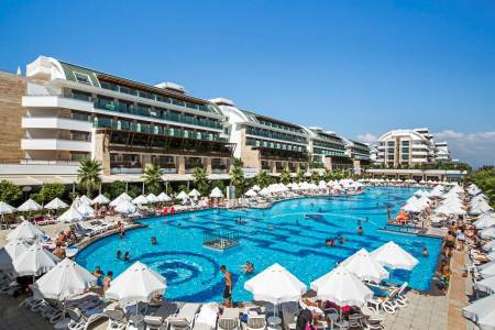 CRYSTAL WATERWORLD AQUA COLLECTION Pools & Beach