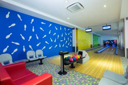 CRYSTAL WATERWORLD AQUA COLLECTION Activities