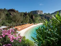 D MARIS BAY Pools & Beach