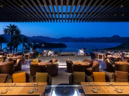 D MARIS BAY Bars