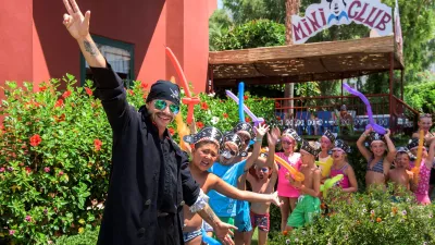 DELPHIN DELUXE RESORT Mini Club