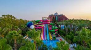 DELPHIN PALACE Pools & Beach