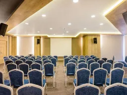 DESIGN PLUS SEYA BEACH Meetings