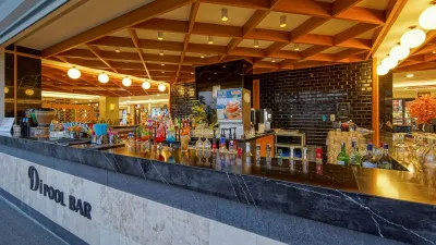 DIAMOND DE LUXE HOTEL - SPA Bars