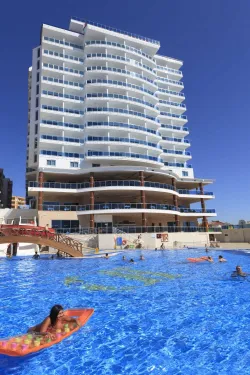 DIAMOND HILL RESORT