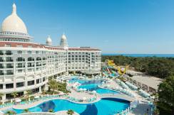DIAMOND PREMIUM HOTEL - SPA Pools & Beach