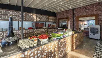 DIONISUS HOTEL BELEK Restaurants