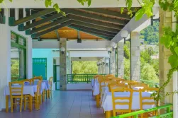 DIONYSOS HOTEL Restaurants