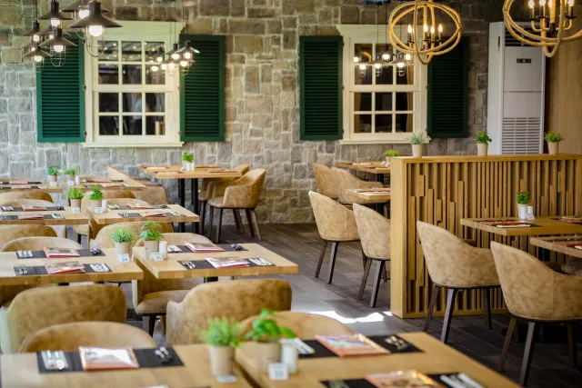 DIT EVRIKA BEACH CLUB HOTEL Restaurants