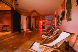 DIT MAJESTIC BEACH RESORT Spa