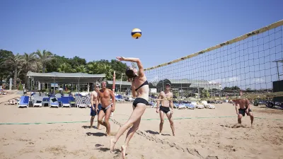 DOBEDAN BEACH RESORT COMFORT Activities