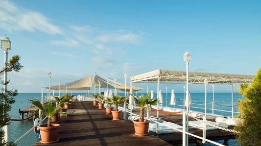 DOBEDAN EXCLUSIVE HOTEL - SPA Pools & Beach